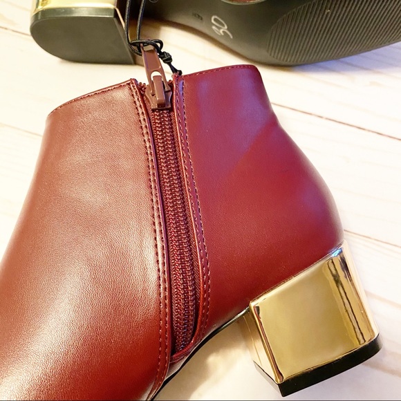 MARC New York Deep Red Booties Gold Block Heel 6 - Picture 8 of 8